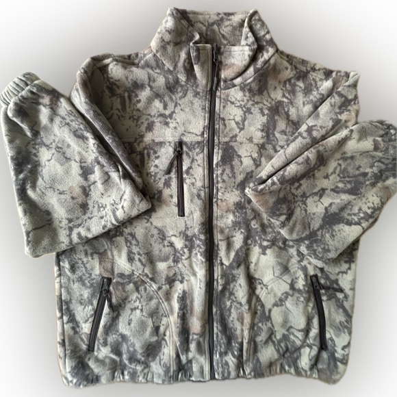 Natural Gear Other - COPY - Men’s Natural Gear Flece full zipper, 3 zipper pockets, Large